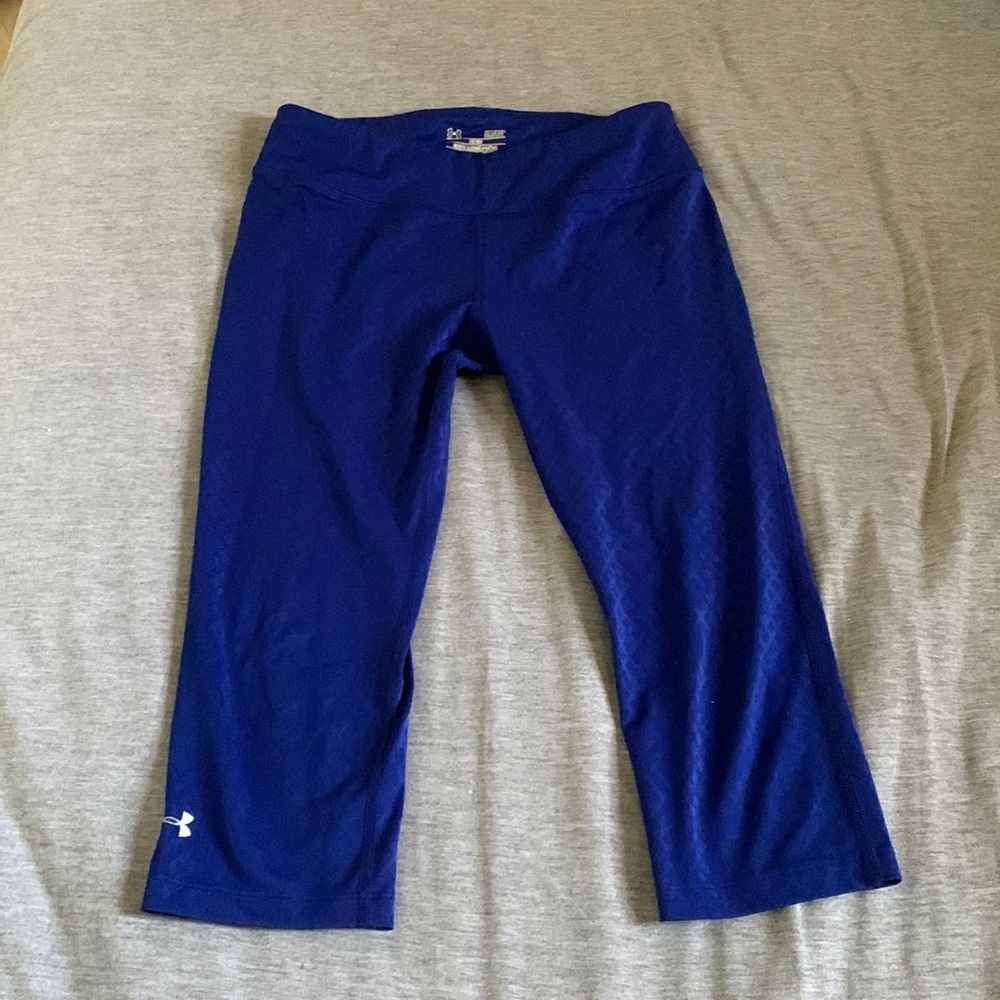 Underamour knee length yoga pants